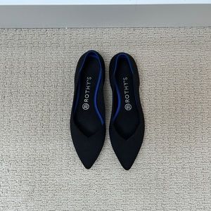 Rothy’s The Point Flat Black
